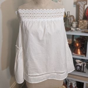 Off-the-Shoulder White Peasant Blouse - M